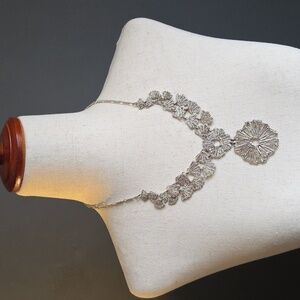 Stella & Dot Silver Tone Elegant Statement Necklace